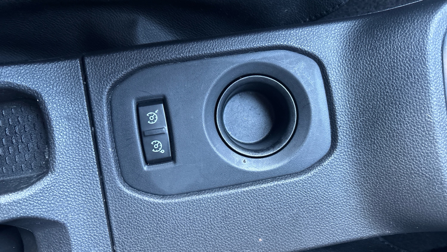 Used Dacia Duster 2018 for sale - 77272208: Photo 32