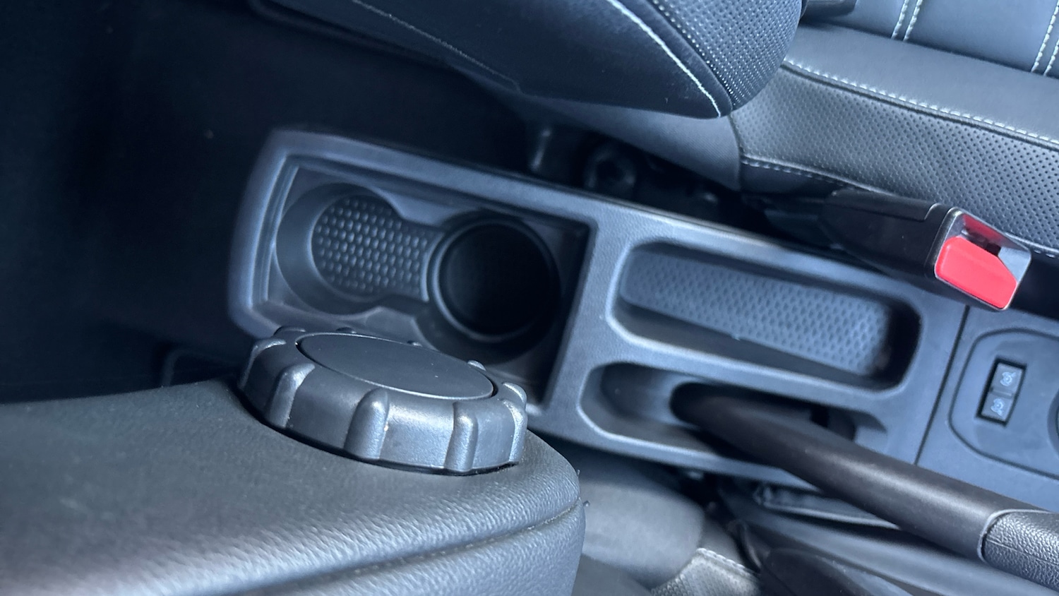 Used Dacia Duster 2018 for sale - 77272208: Photo 33