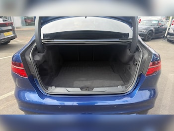 Used Jaguar XE 2023 for sale - 79580731: Photo