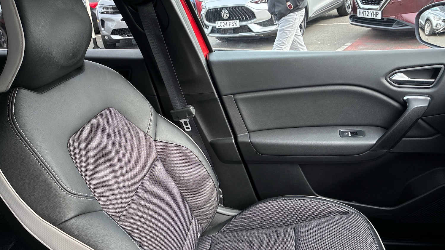 Used Renault Captur 2023 for sale - 77985222: Photo 19