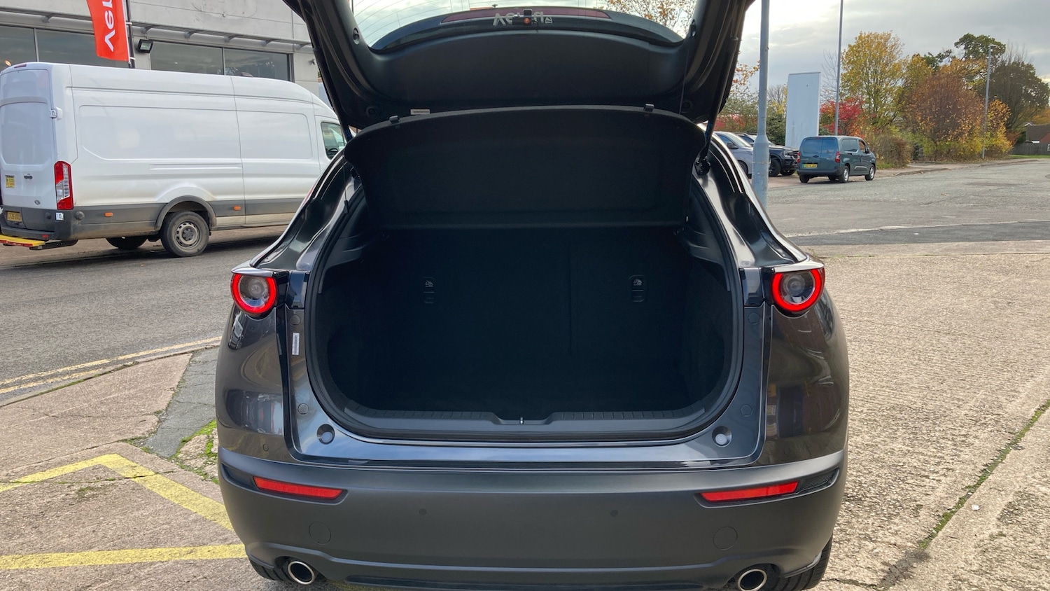 Used Mazda CX-30 2023 for sale - 76490324: Photo 4