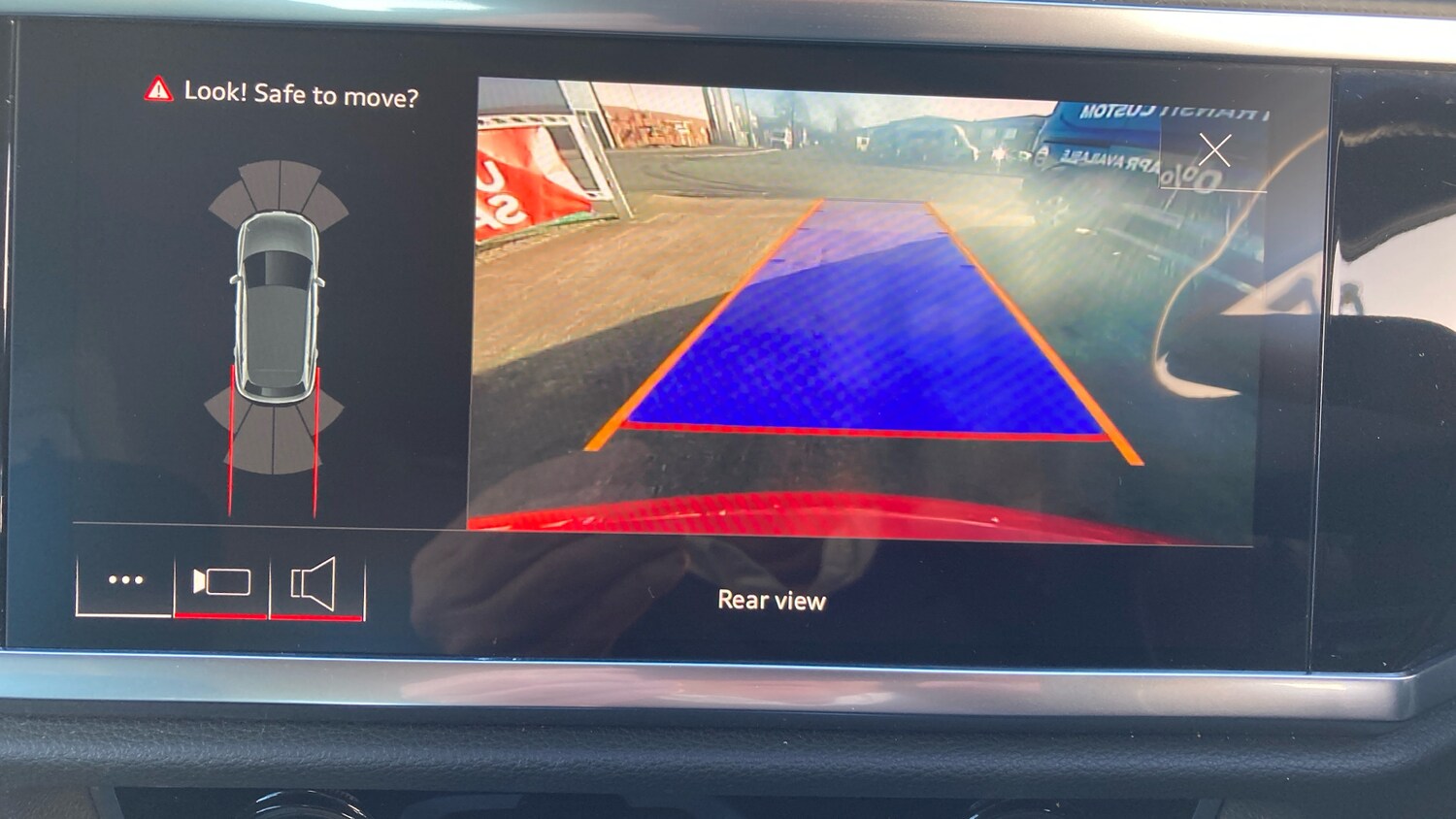 Used Audi Q3 2023 for sale - 76611129: Photo 24