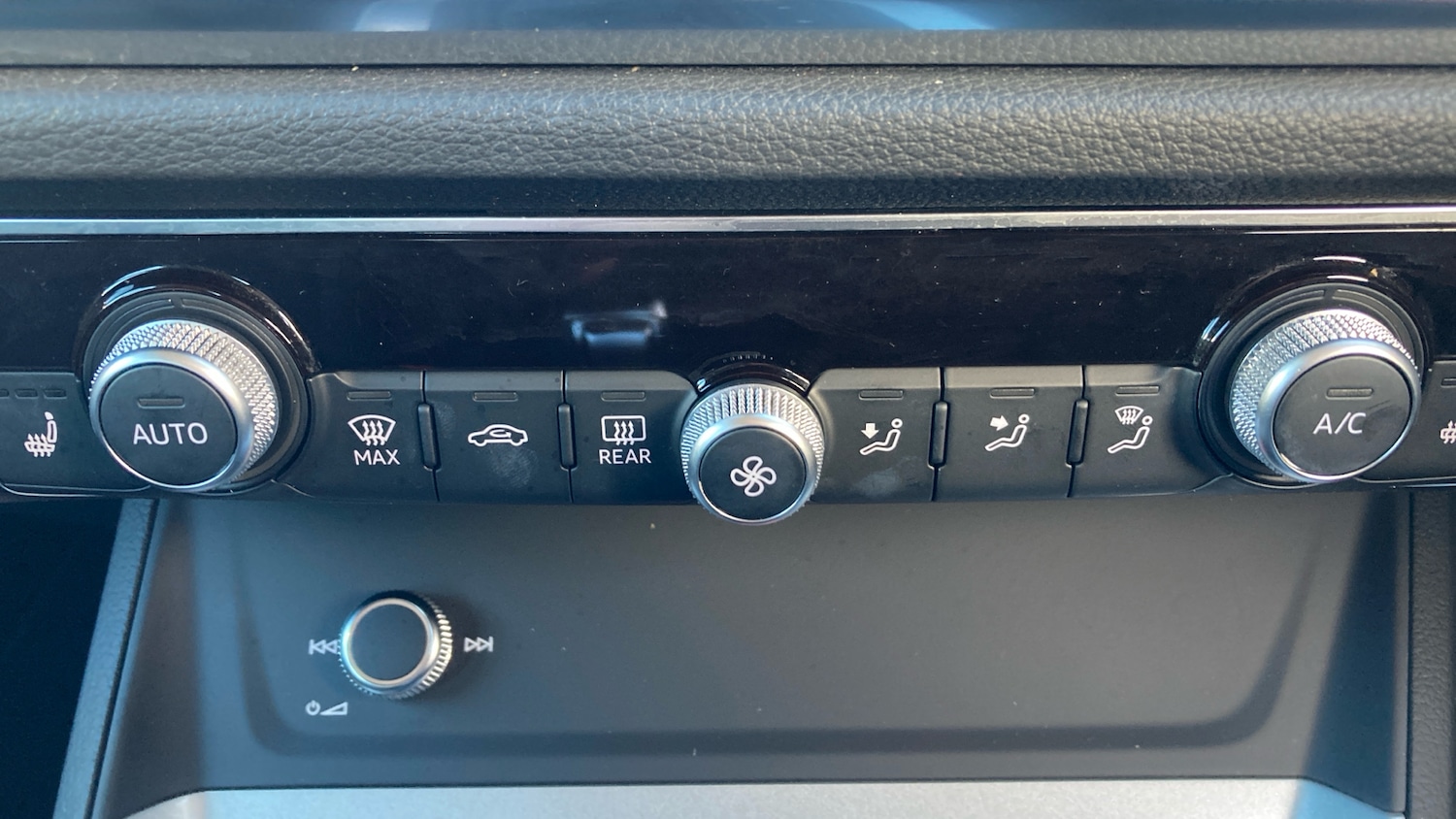 Used Audi Q3 2023 for sale - 76611129: Photo 27