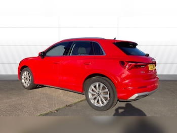 Used Audi Q3 2023 for sale - 76611129: Photo