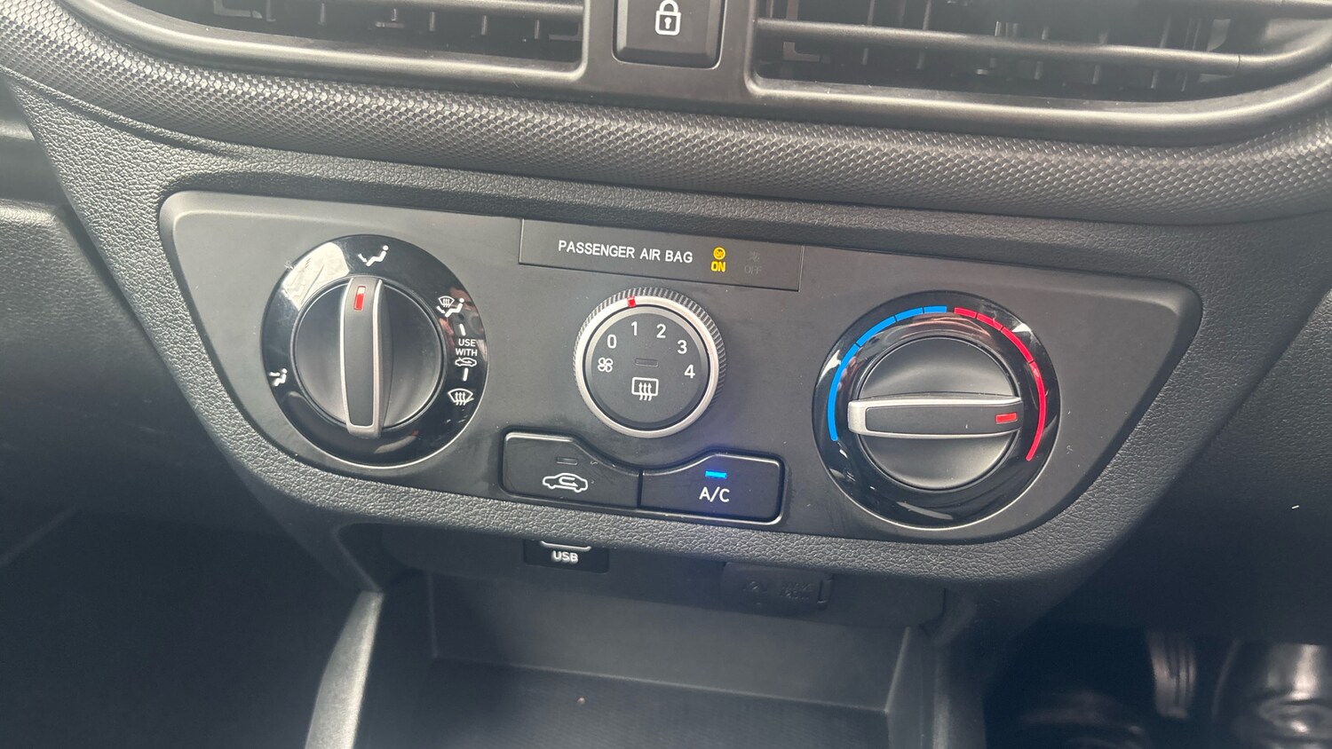 Used Hyundai i10 2020 for sale - 78105458: Photo 25