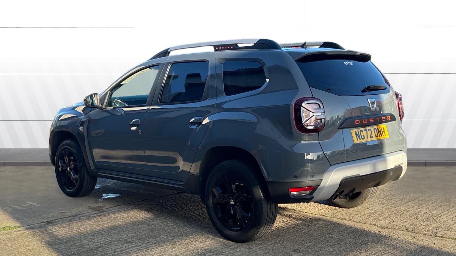 Used Dacia Duster 2023 for sale - 76791285: Photo 2