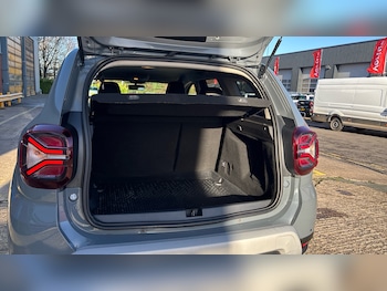 Used Dacia Duster 2023 for sale - 76791285: Photo