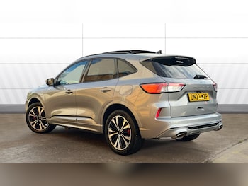 Used Ford Kuga 2023 for sale - 76653124: Photo