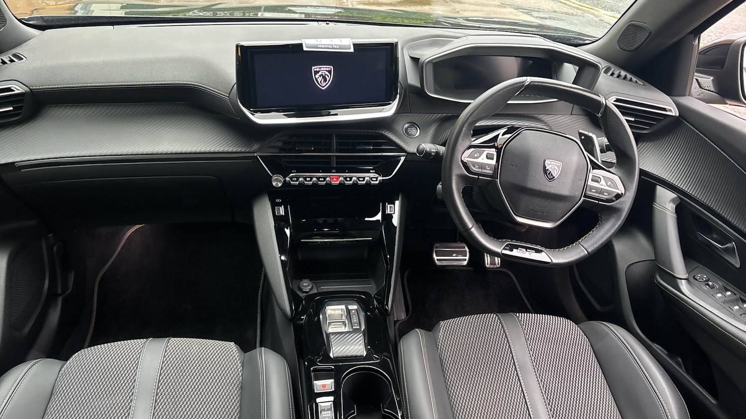 Used Peugeot 2008 2023 for sale - 76922349: Photo 10