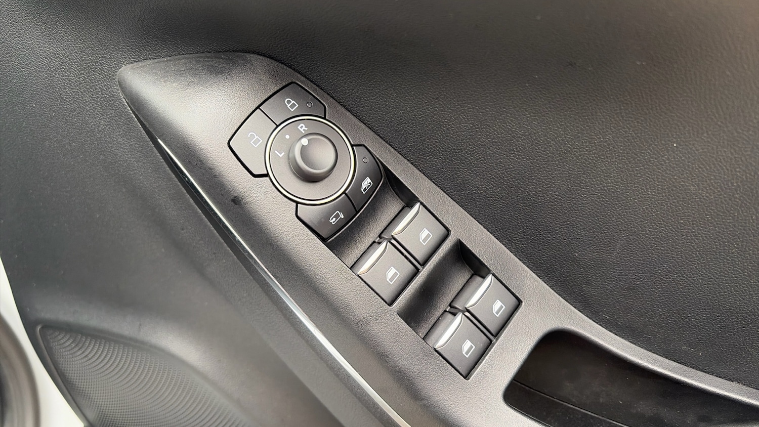Used Ford Puma 2022 for sale - 76366891: Photo 32