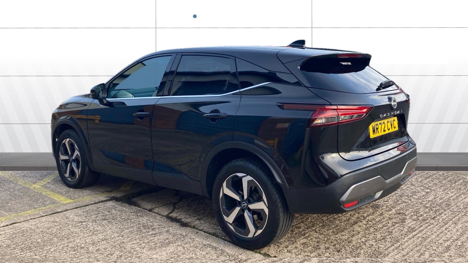 Used Nissan Qashqai 2022 for sale - 76504359: Photo 2