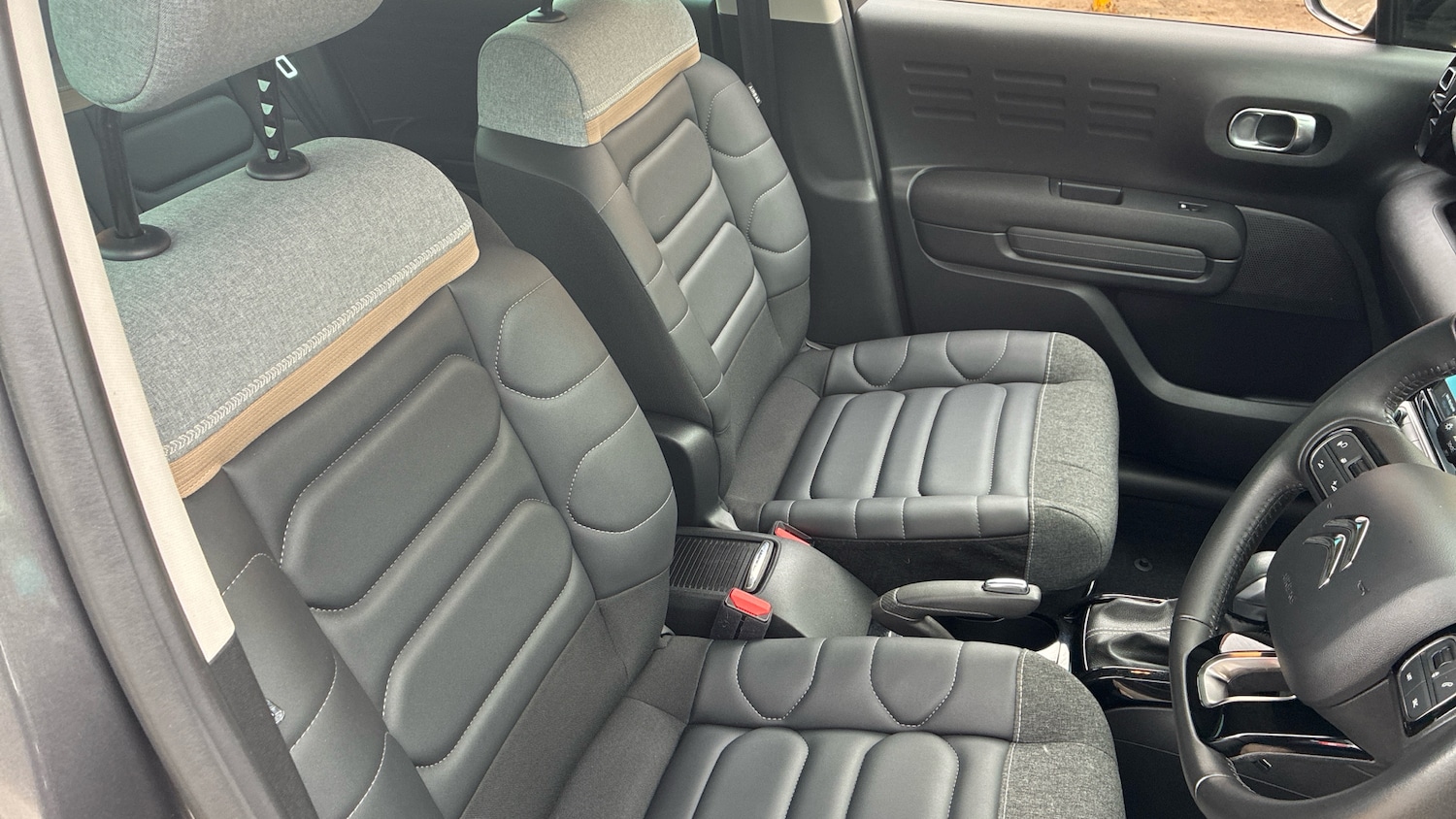 Used Citroen C3 Aircross 2022 for sale - 76372256: Photo 32
