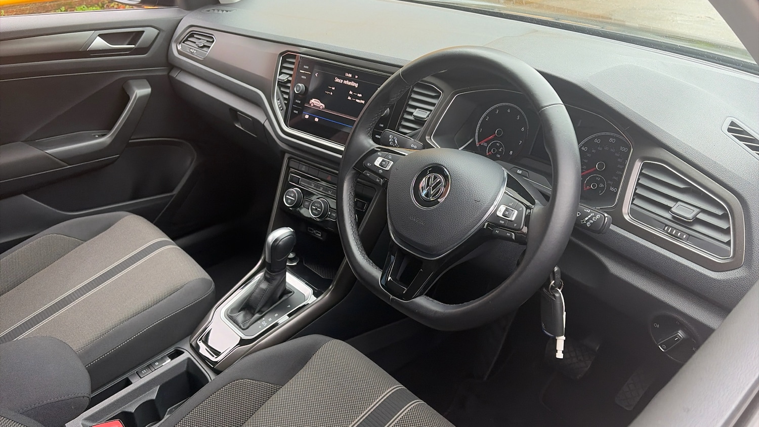 Used Volkswagen T-Roc 2019 for sale - 77272199: Photo 11