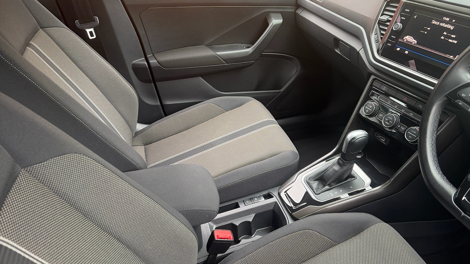 Used Volkswagen T-Roc 2019 for sale - 77272199: Photo 14