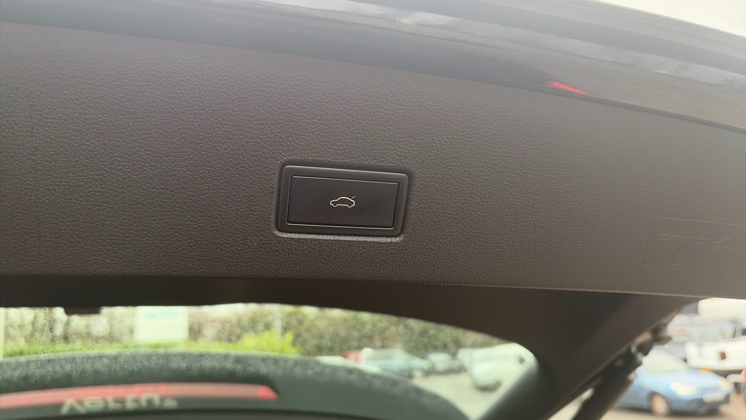 Used Volkswagen T-Roc 2019 for sale - 77272199: Photo 21