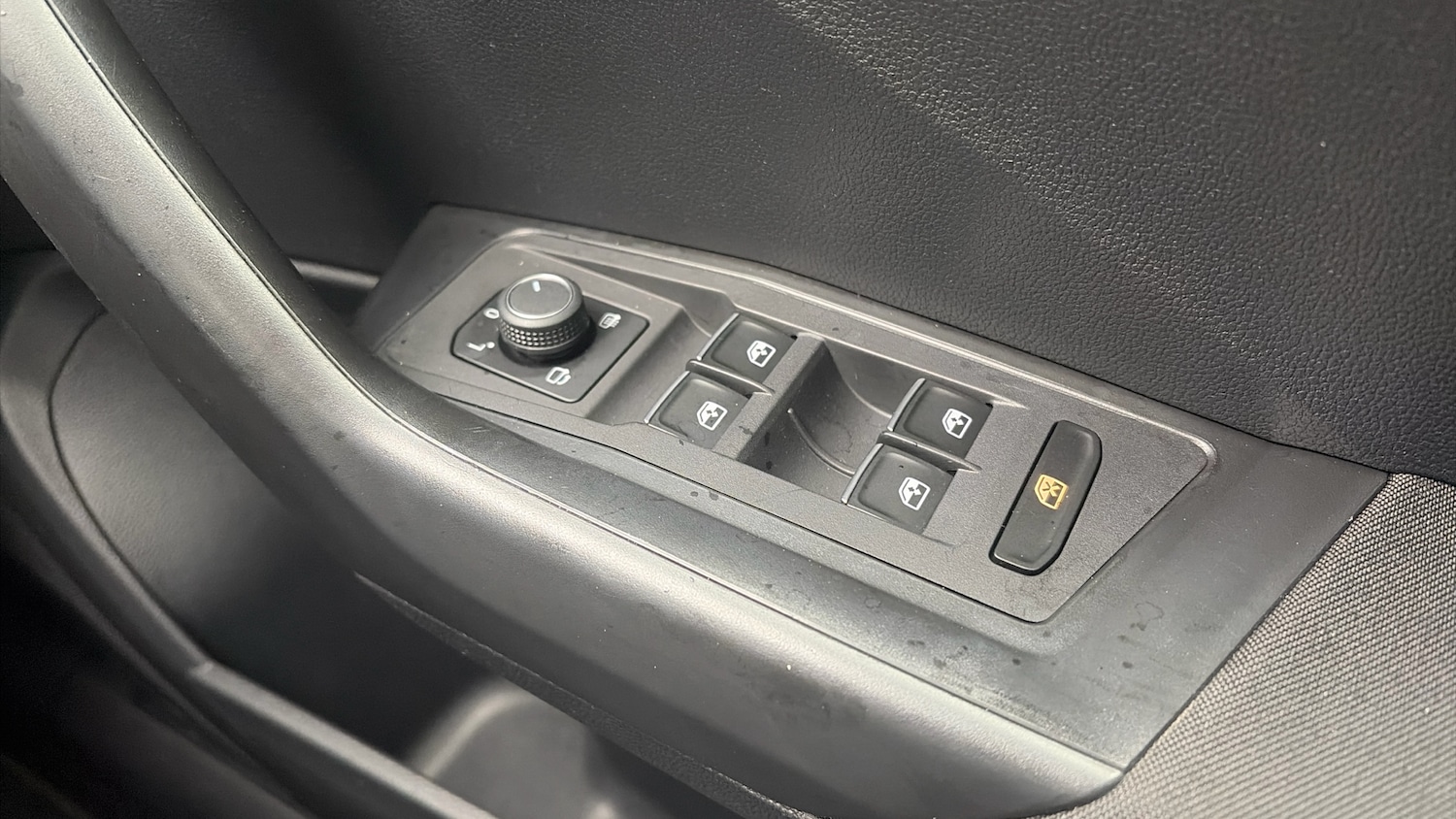 Used Volkswagen T-Roc 2019 for sale - 77272199: Photo 34