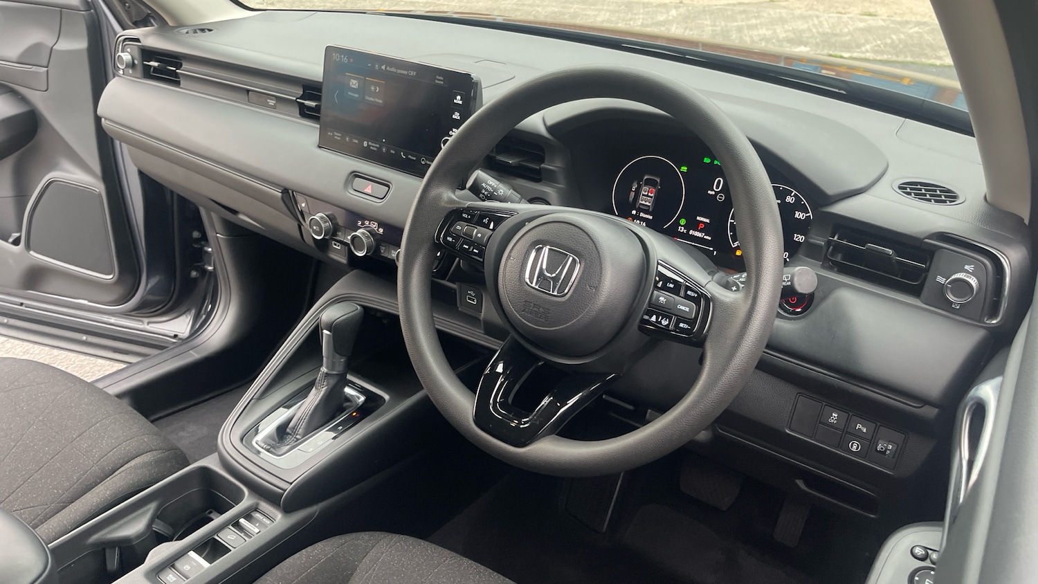 Used Honda HR-V 2022 for sale - 76366890: Photo 11