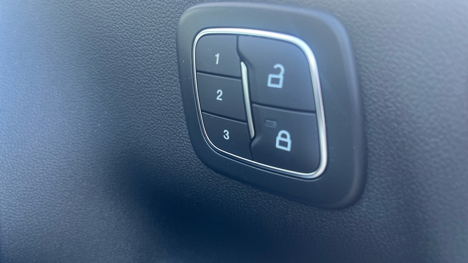 Used Ford Kuga 2025 for sale - 76831546: Photo 37