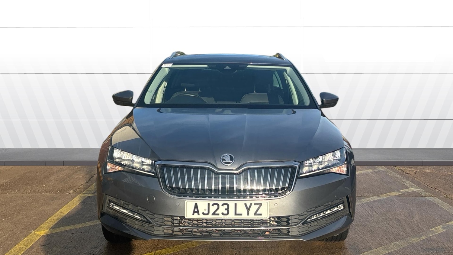 Used Skoda Superb 2023 for sale - 77233552: Photo 3