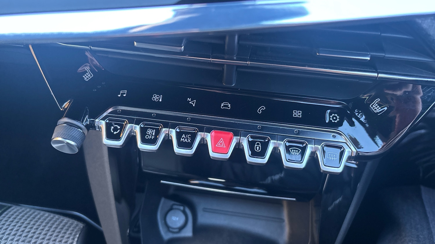 Used Peugeot 2008 2020 for sale - 77106393: Photo 32