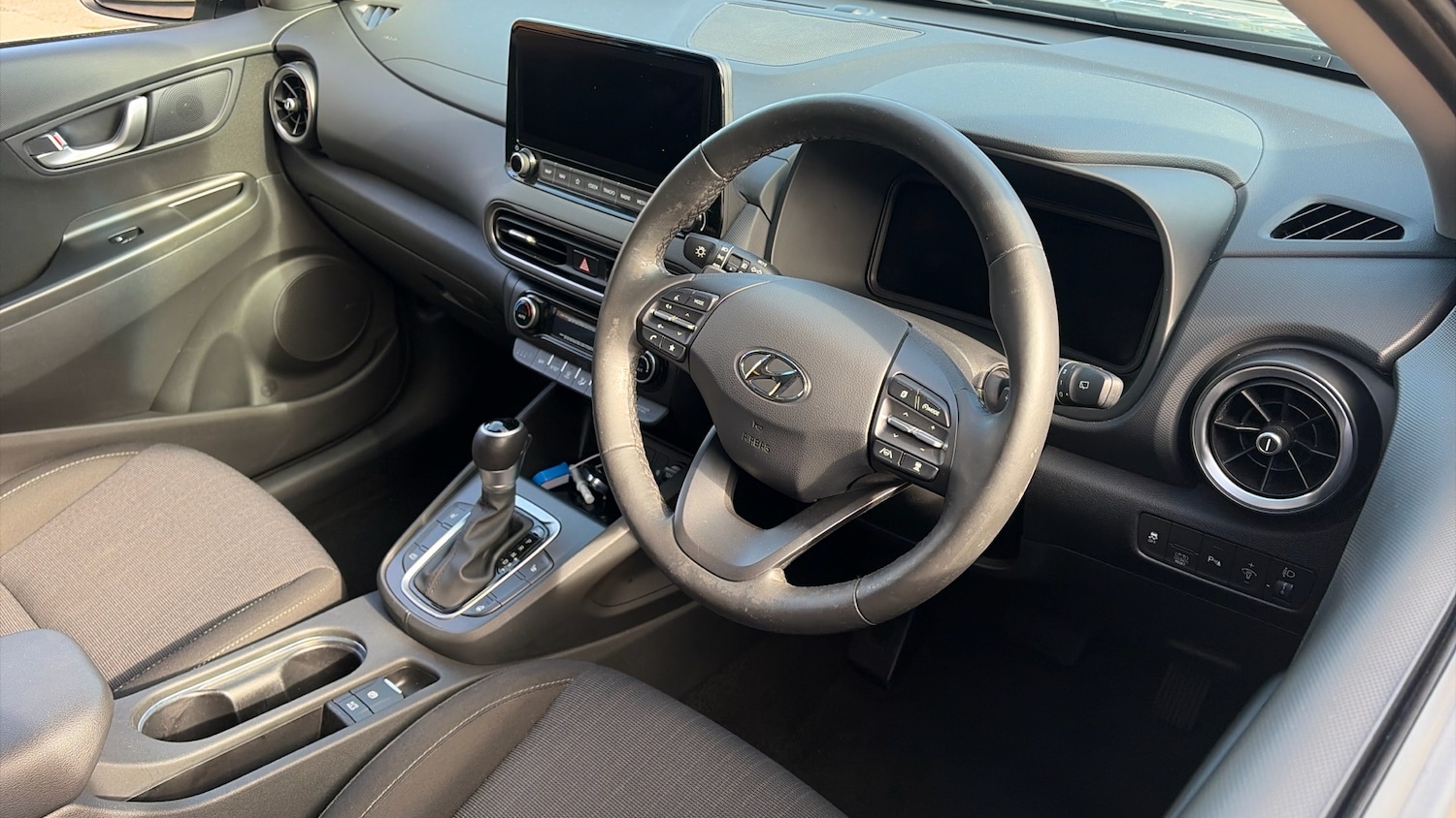 Used Hyundai KONA 2022 for sale - 76366851: Photo 11