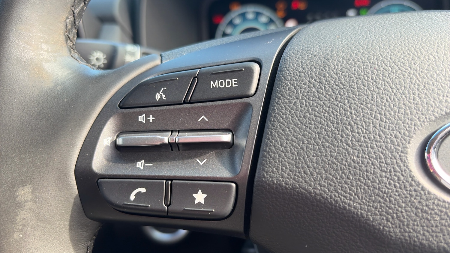 Used Hyundai KONA 2022 for sale - 76366851: Photo 31