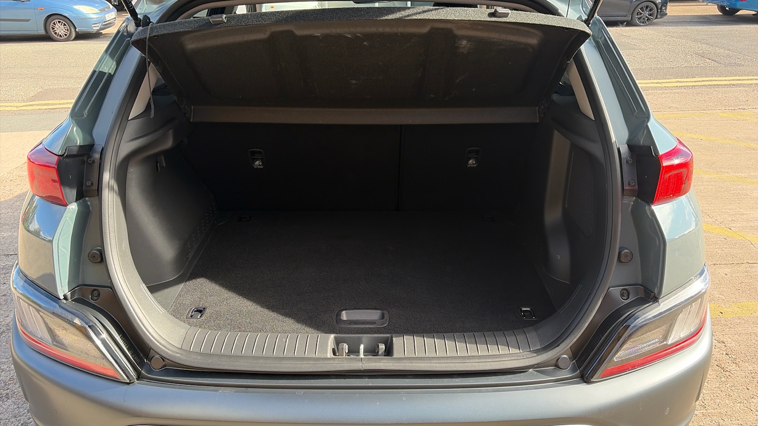 Used Hyundai KONA 2022 for sale - 76366851: Photo 4