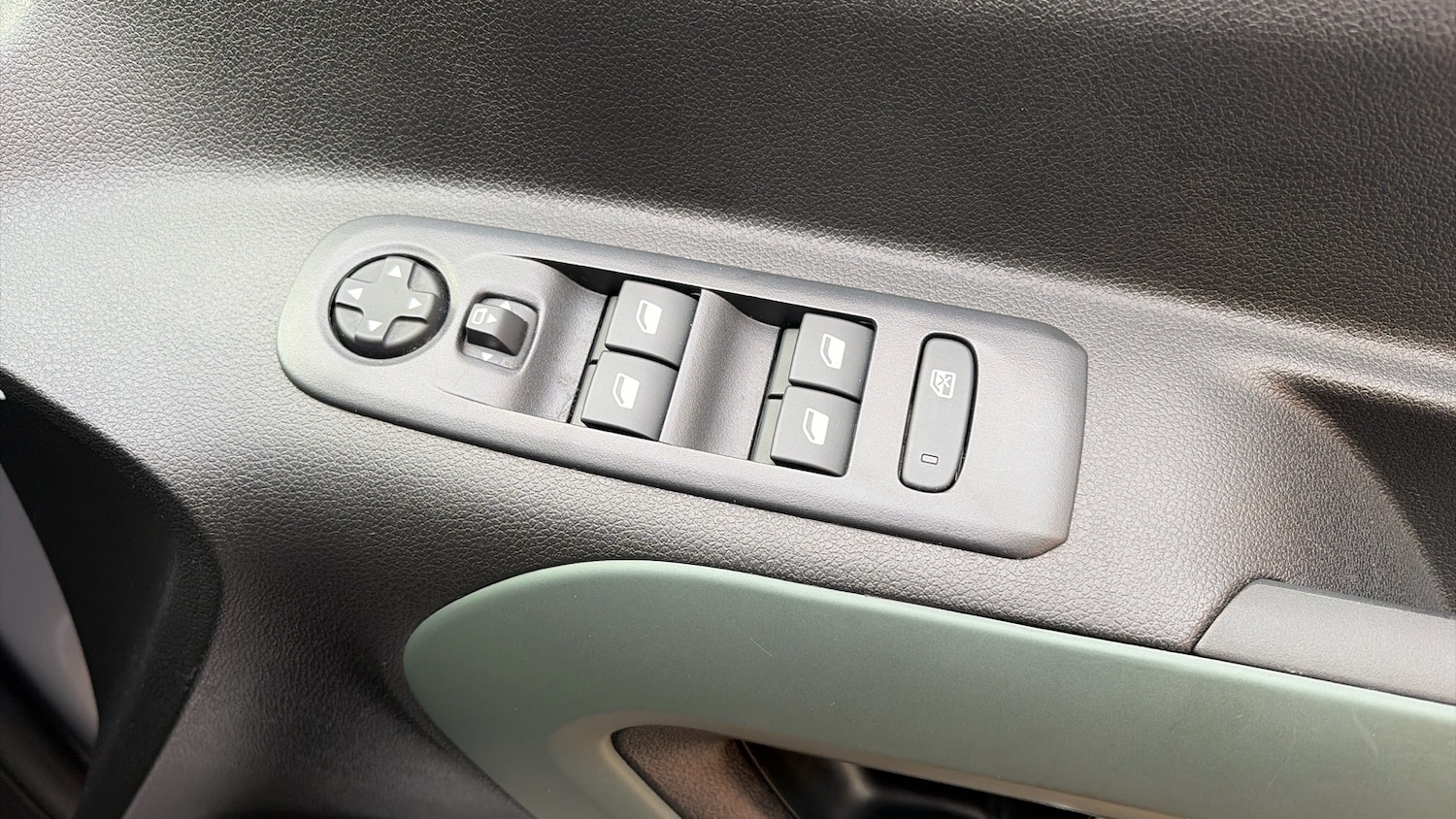 Used Citroen Berlingo 2023 for sale - 76366892: Photo 32