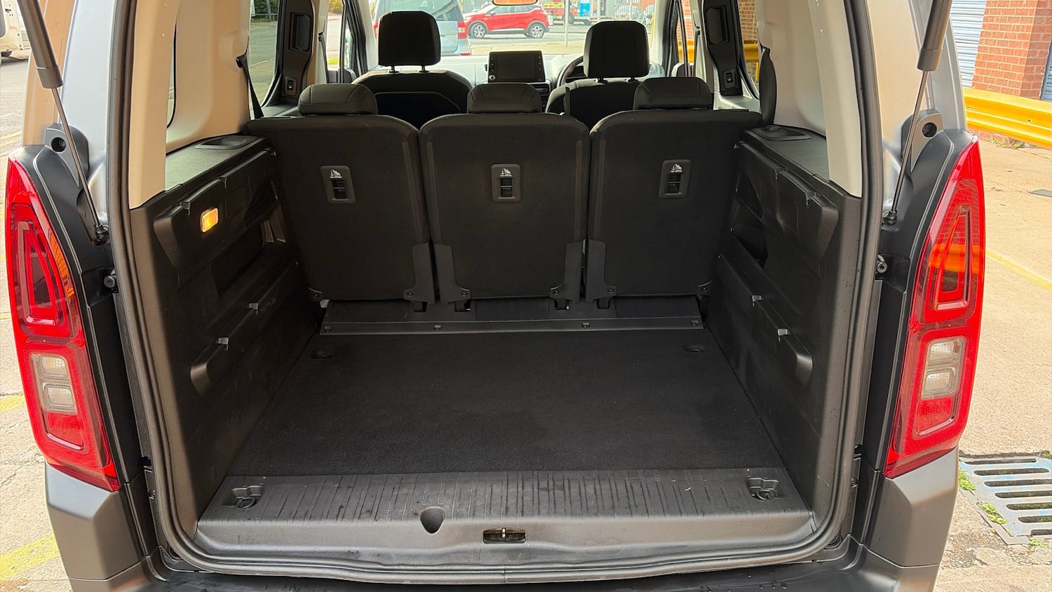 Used Citroen Berlingo 2023 for sale - 76366892: Photo 4