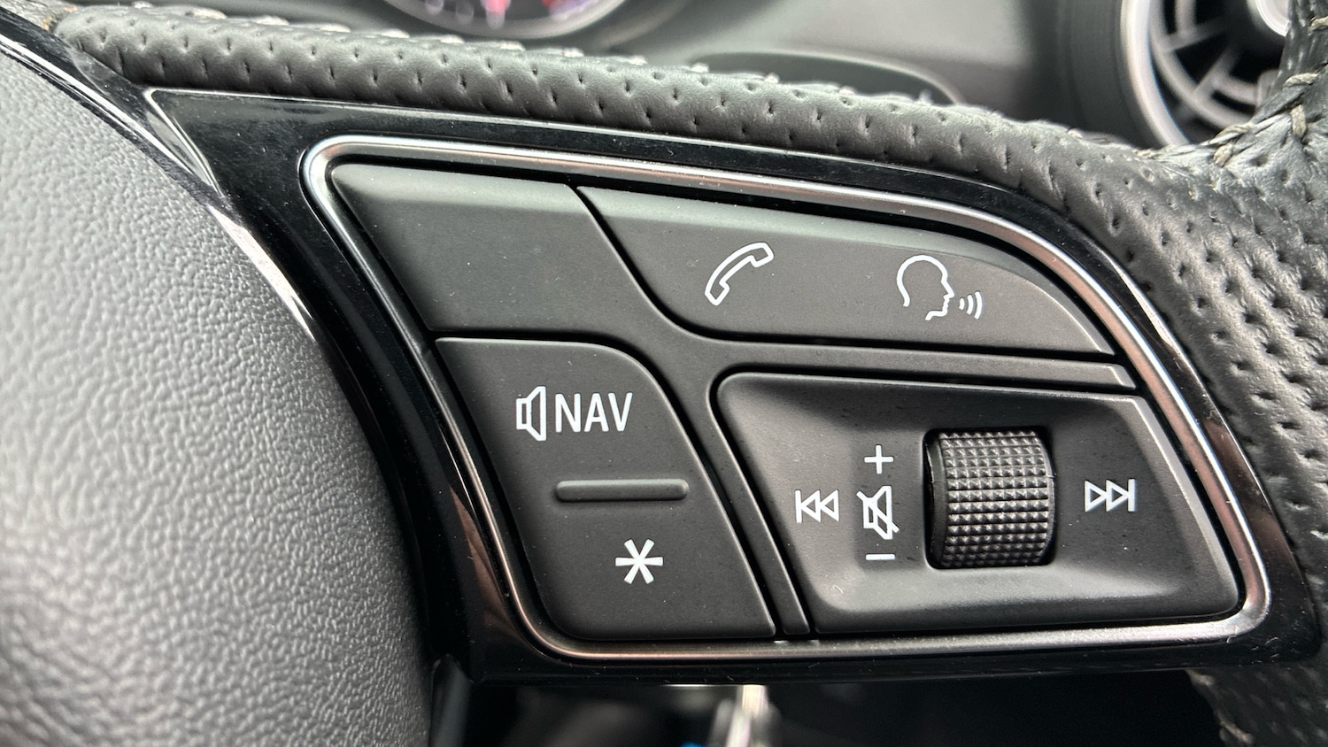 Used Audi Q2 2019 for sale - 77789063: Photo 28