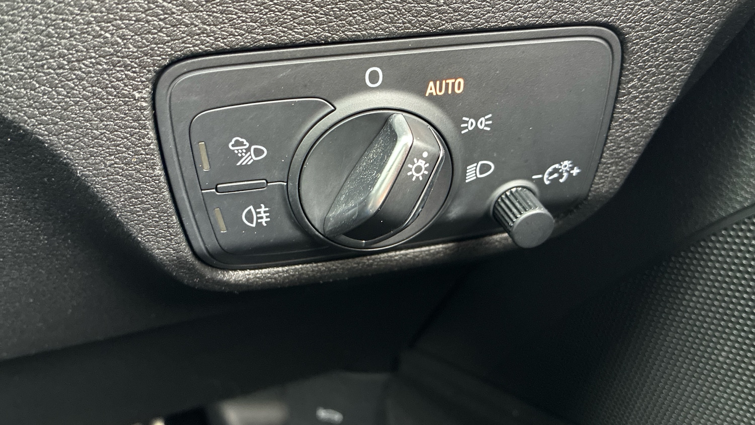 Used Audi Q2 2019 for sale - 77789063: Photo 29