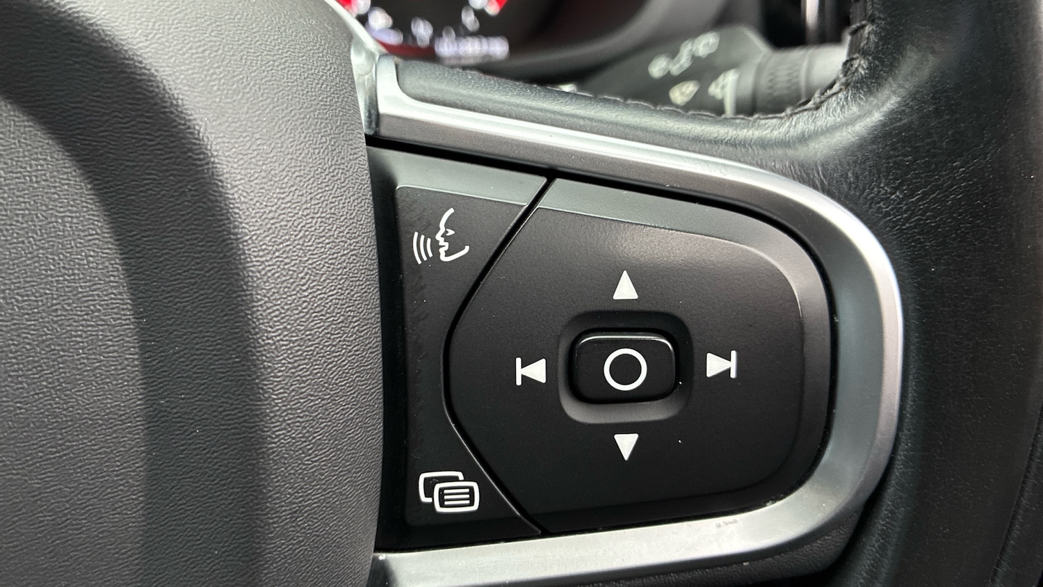 Used Volvo XC60 2020 for sale - 76536505: Photo 27