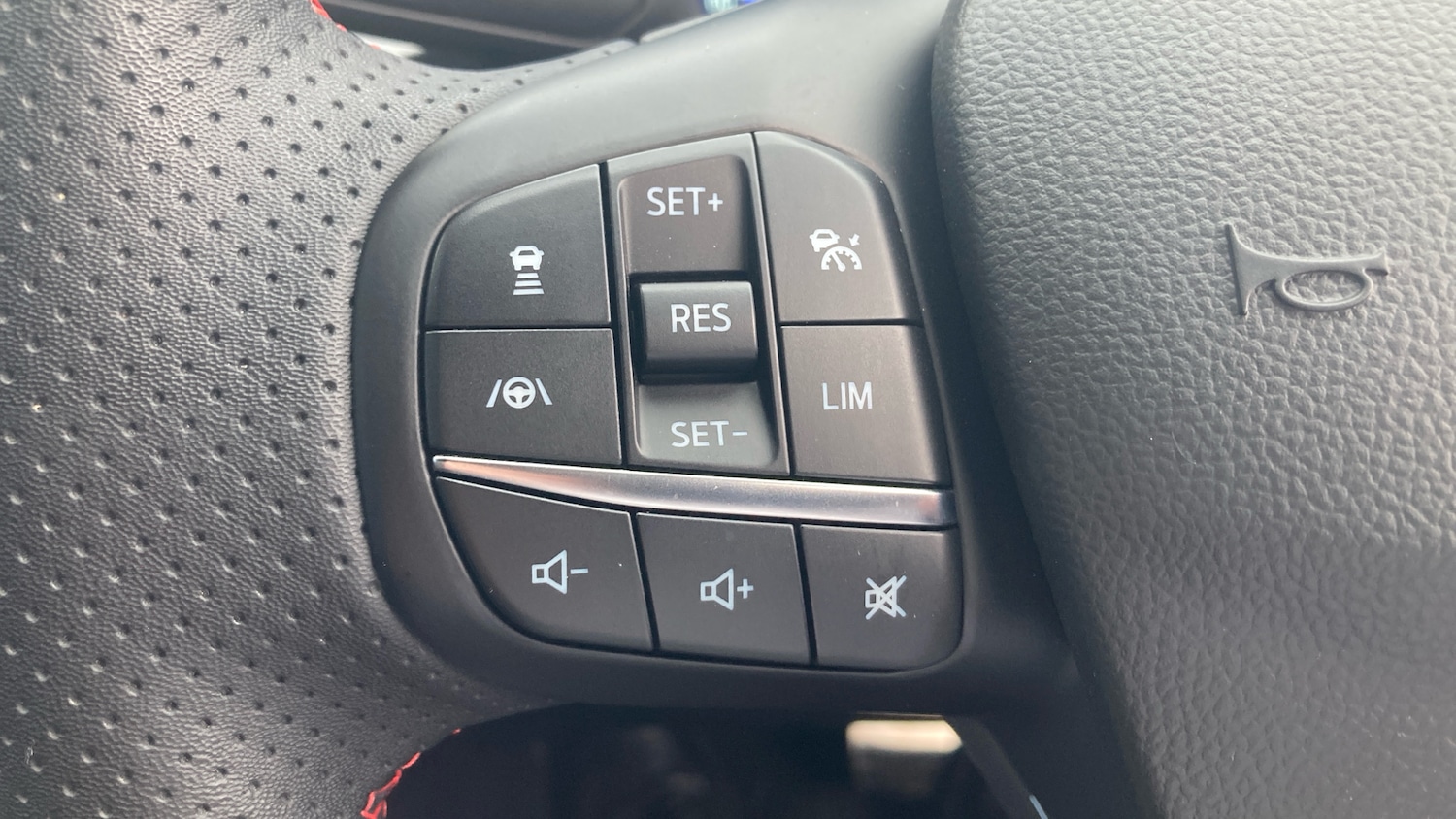 Used Ford Kuga 2023 for sale - 76412049: Photo 23