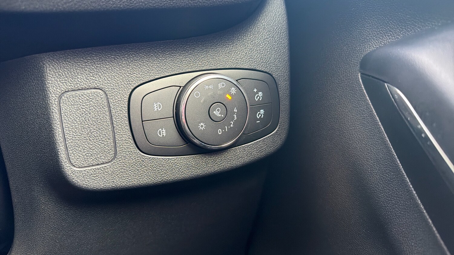 Used Ford Puma 2024 for sale - 77917128: Photo 31