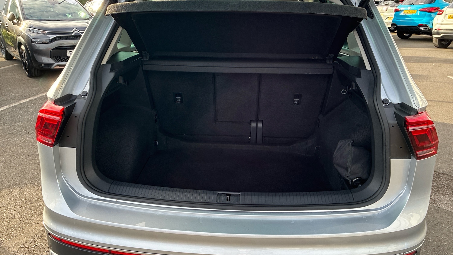 Used Volkswagen Tiguan 2023 for sale - 78080517: Photo 4