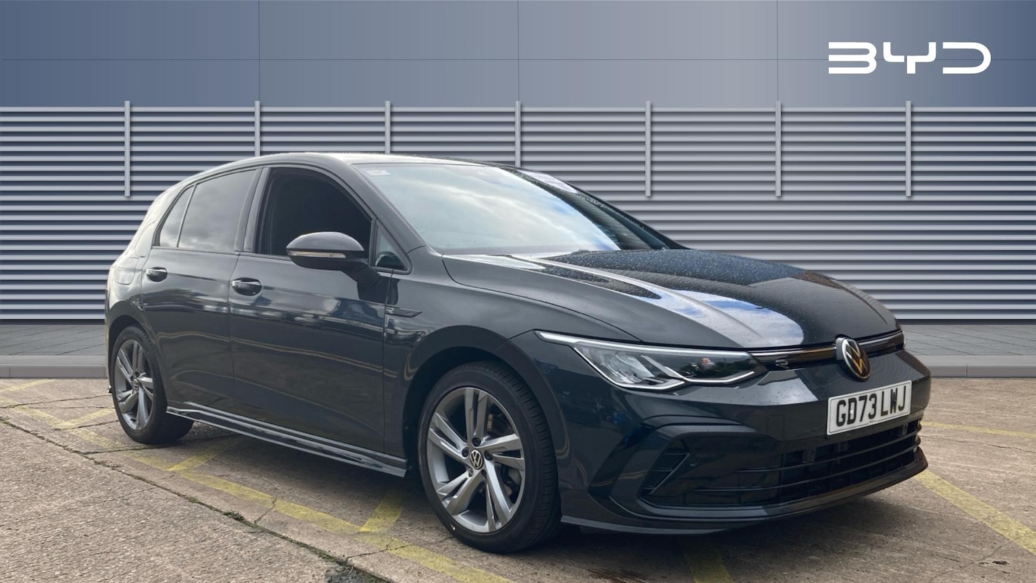 Used Volkswagen Golf 2024 for sale - 76396812: Photo 1