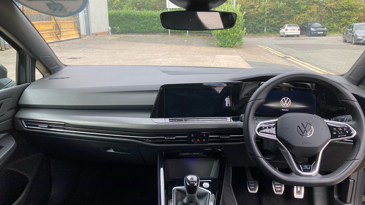 Used Volkswagen Golf 2024 for sale - 76396812: Photo 10