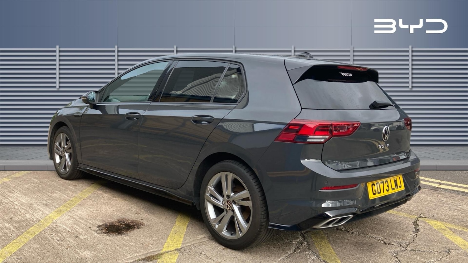 Used Volkswagen Golf 2024 for sale - 76396812: Photo 2