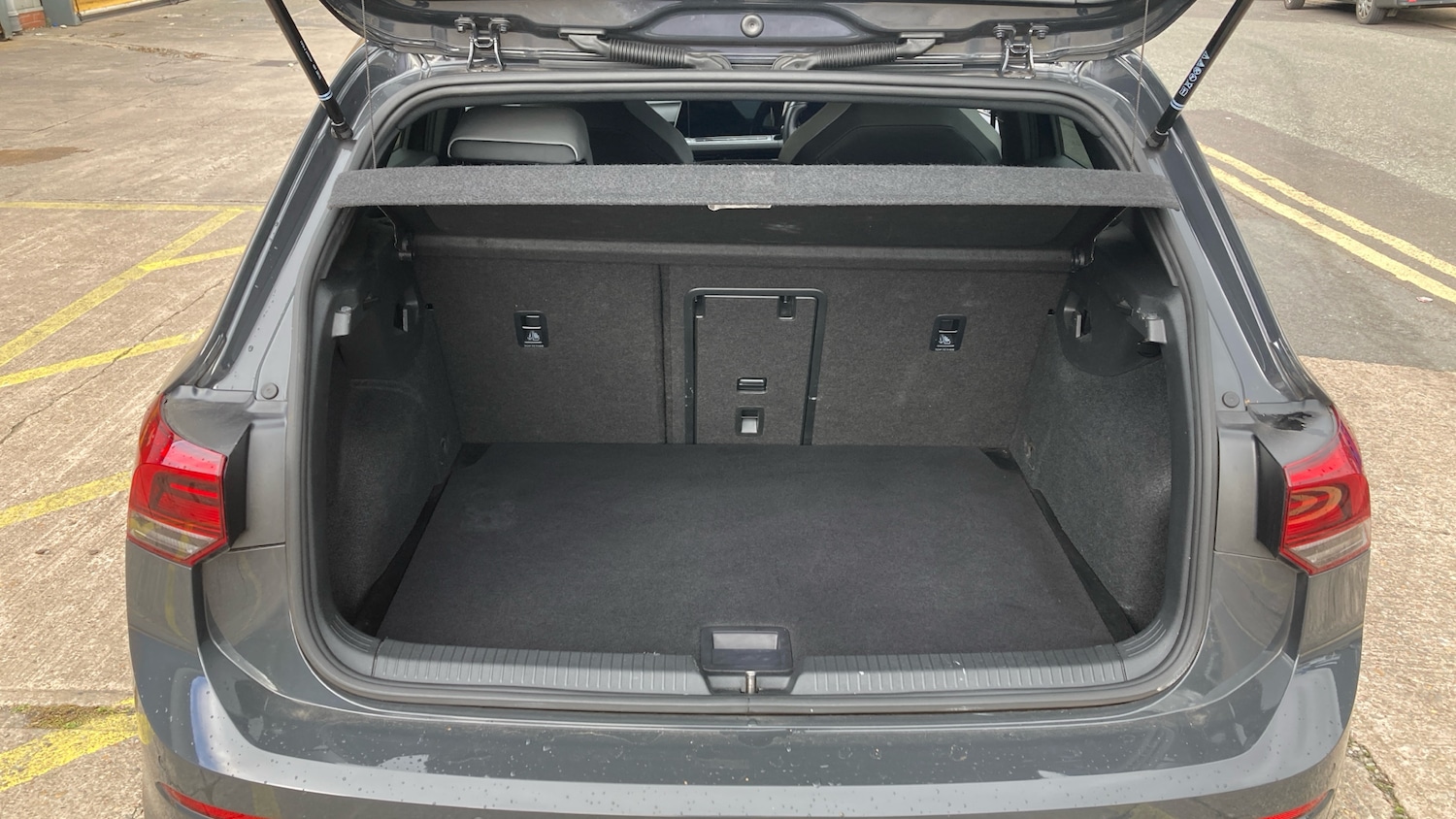 Used Volkswagen Golf 2024 for sale - 76396812: Photo 4