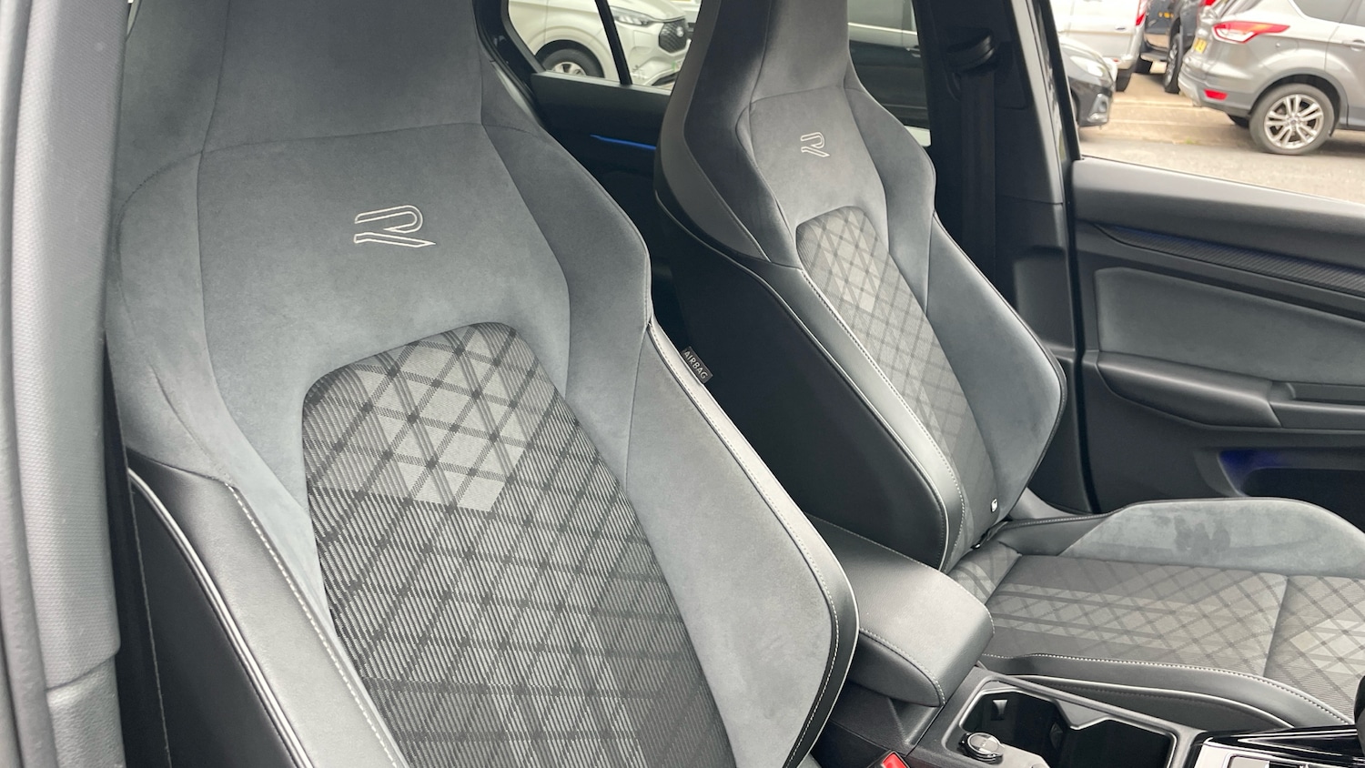 Used Volkswagen Golf 2024 for sale - 76396812: Photo 41