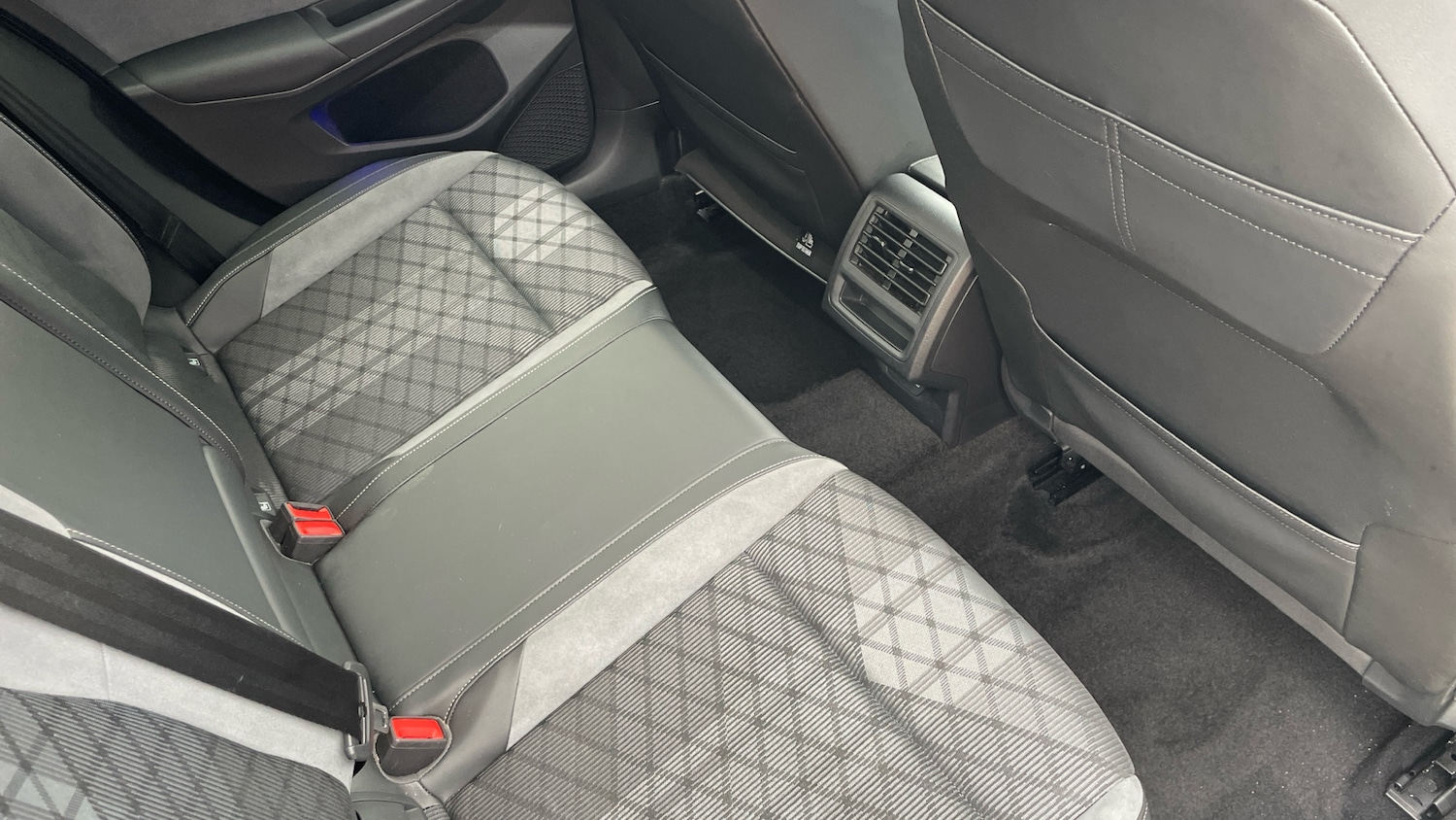 Used Volkswagen Golf 2024 for sale - 76396812: Photo 44