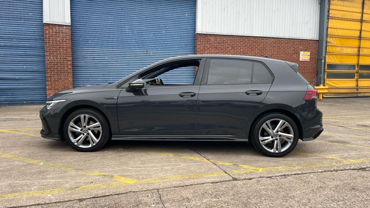 Used Volkswagen Golf 2024 for sale - 76396812: Photo 51