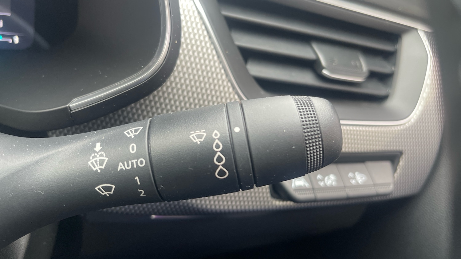 Used Renault Arkana 2024 for sale - 76366940: Photo 21