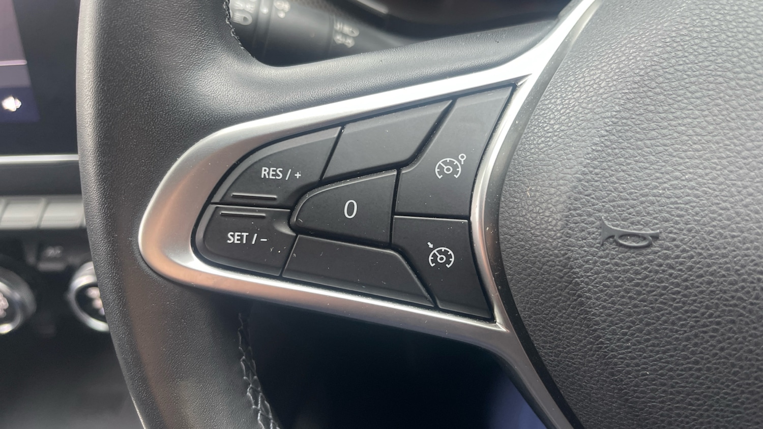 Used Renault Arkana 2024 for sale - 76366940: Photo 26