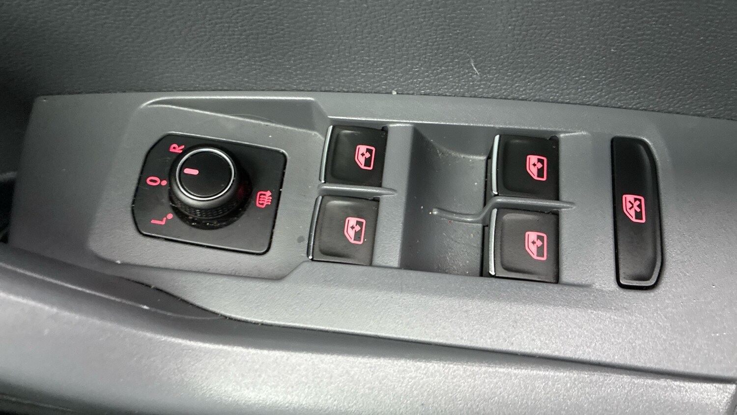 Used Volkswagen T-Cross 2021 for sale - 77248570: Photo 30