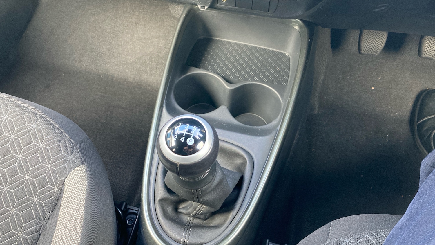 Used Toyota Aygo X 2023 for sale - 76637286: Photo 30