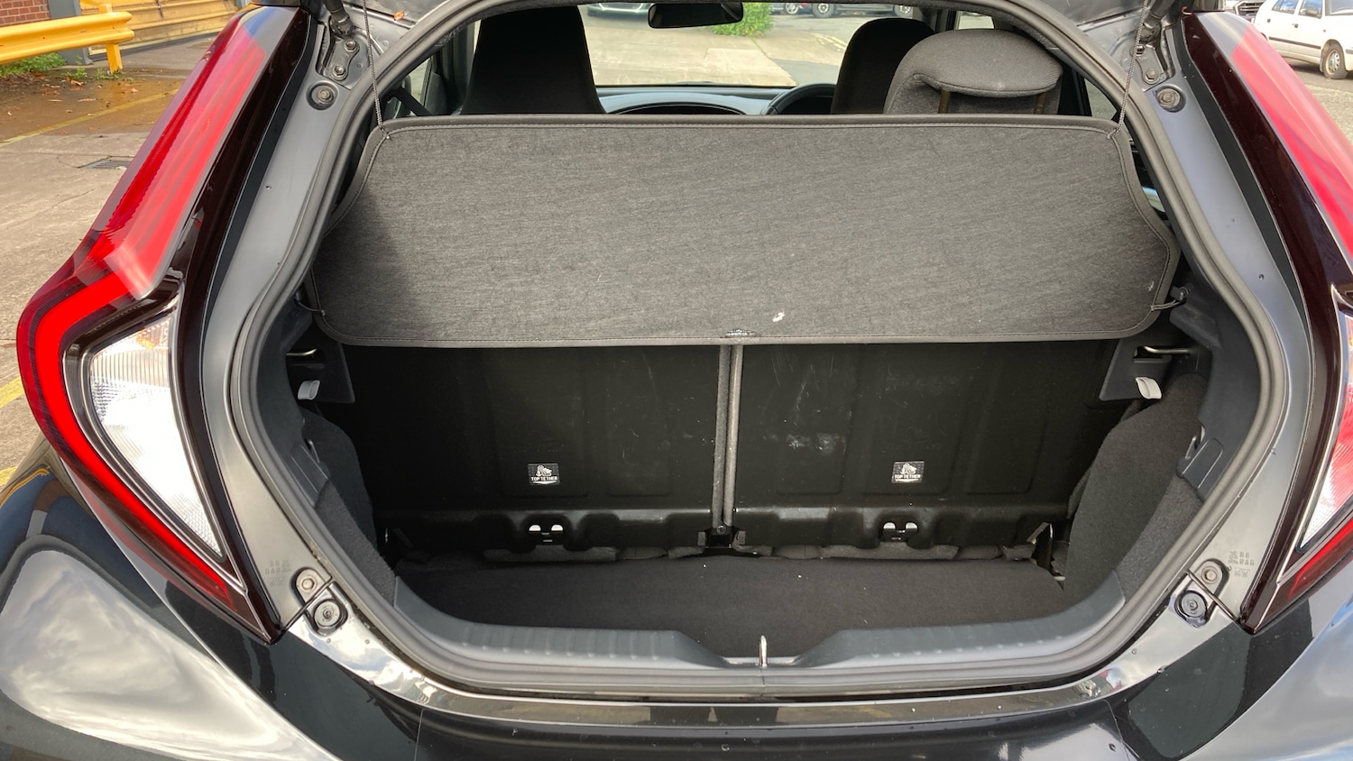 Used Toyota Aygo X 2023 for sale - 76637286: Photo 4