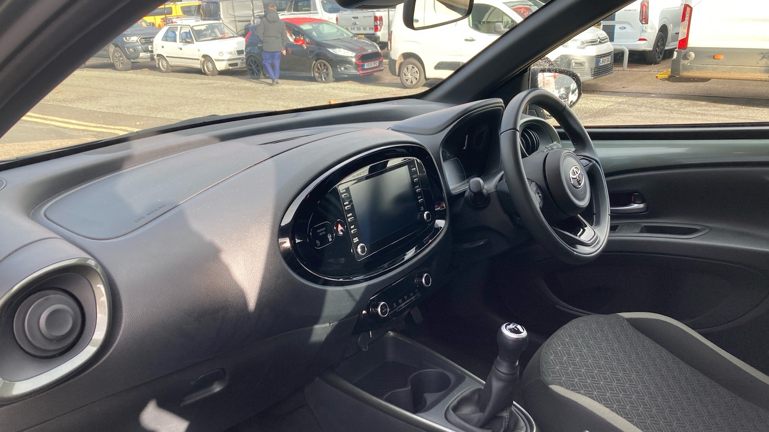 Used Toyota Aygo X 2023 for sale - 76637286: Photo 9