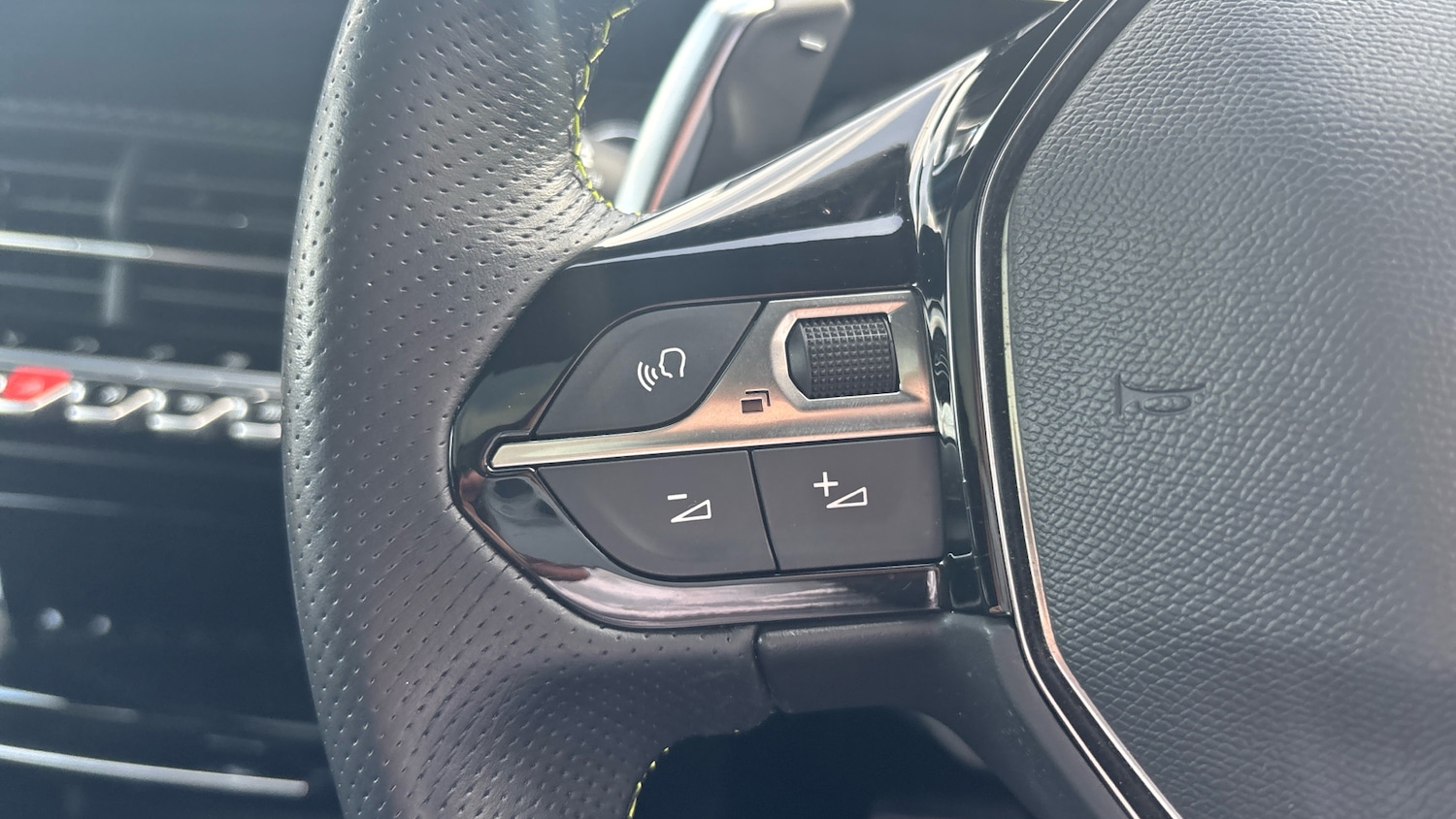 Used Peugeot 2008 2021 for sale - 77761721: Photo 36