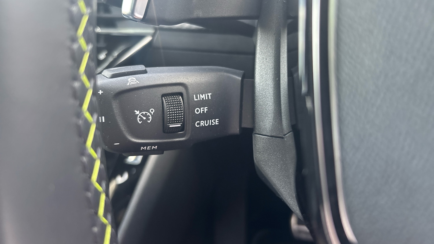 Used Peugeot 2008 2021 for sale - 77761721: Photo 40